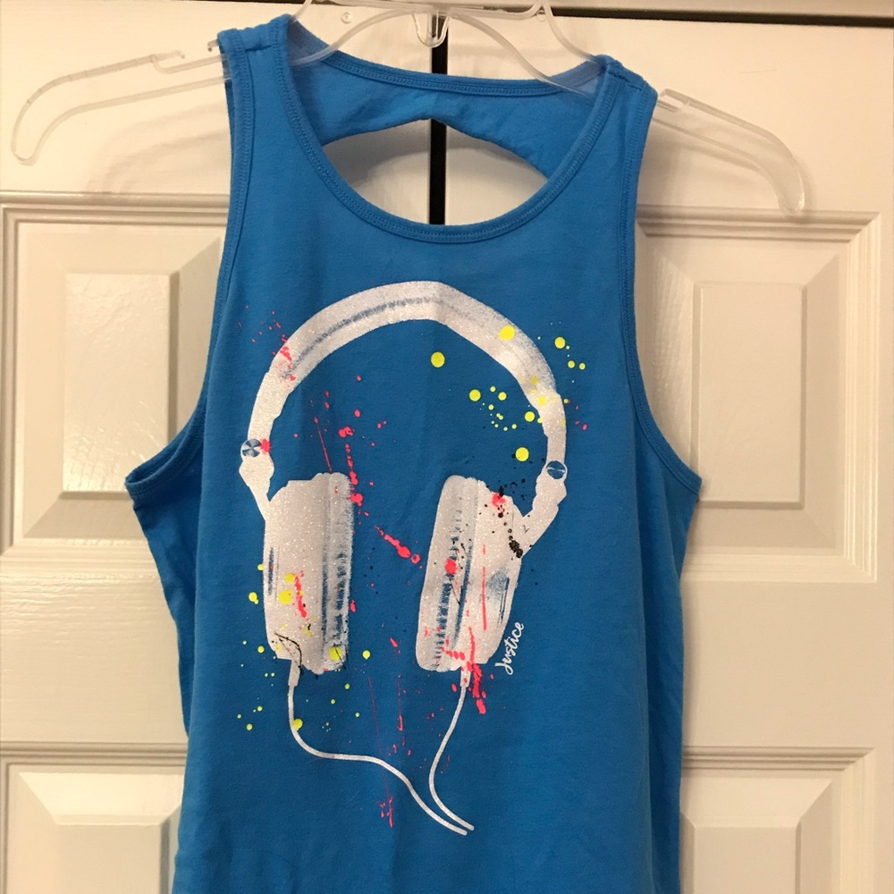 Blue shirt / headphones